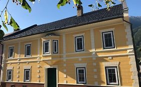 Ferienwohnungen Appartementhaus Hohe Tauern
